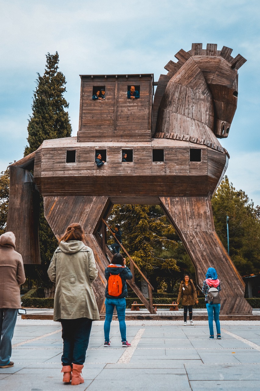 Troy - Trojan Horse